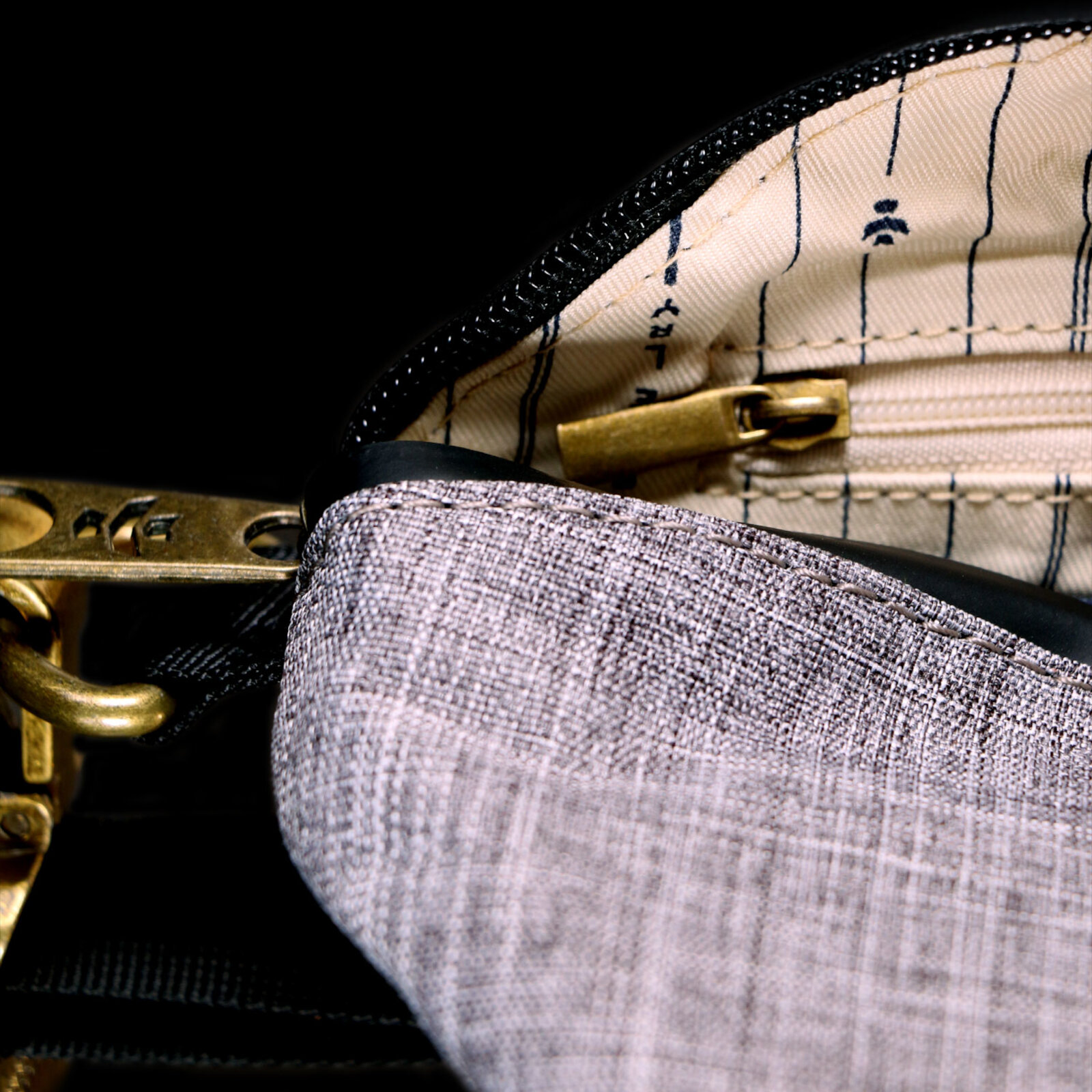 Amigo | Odorproof Fanny Pack Amigo | Odorproof Fanny Pack