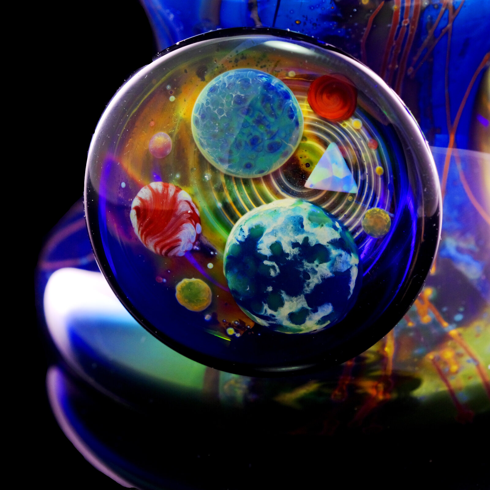 Triple Colour Water Spinner with Cabochon