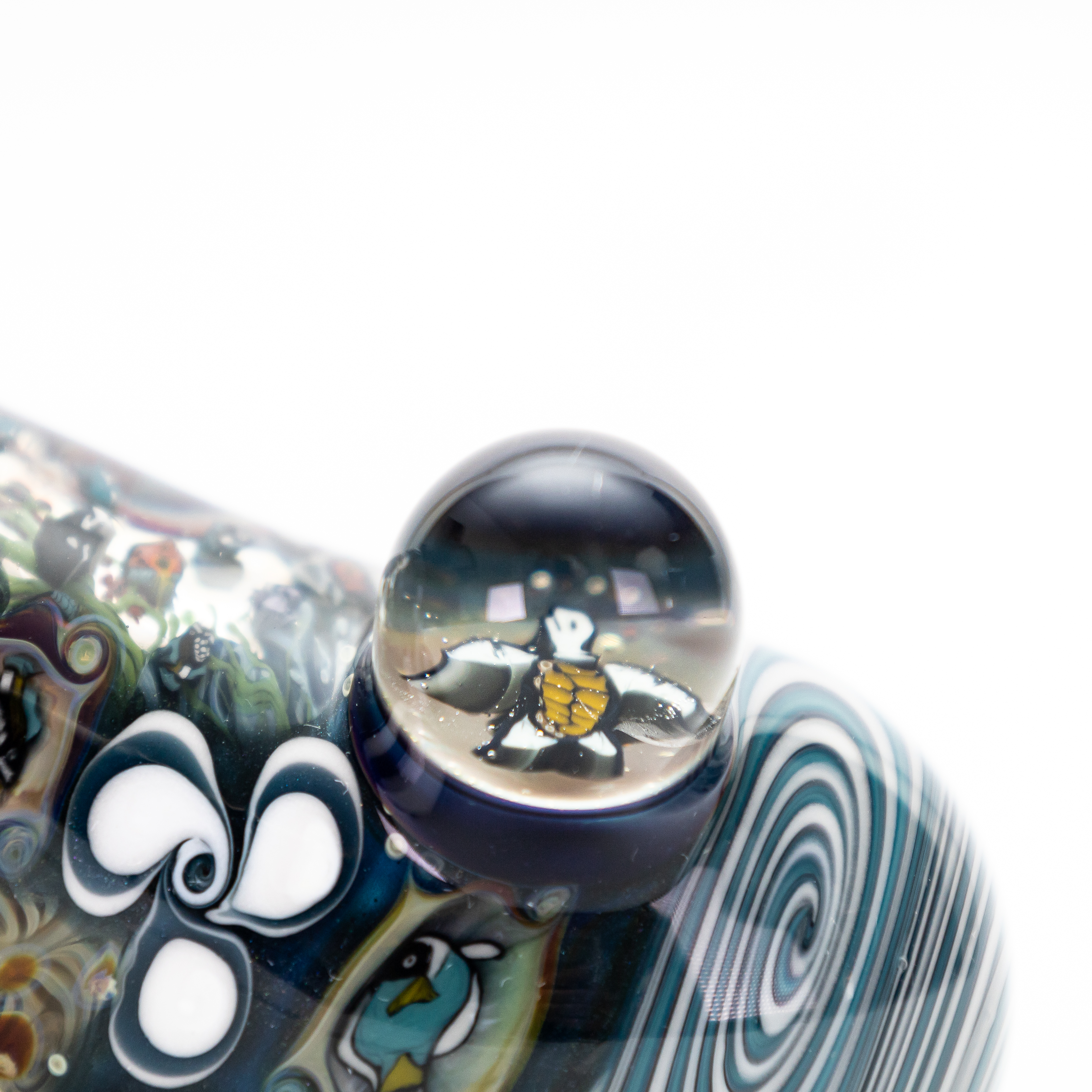 L-Shaped Pipe Under the Sea
