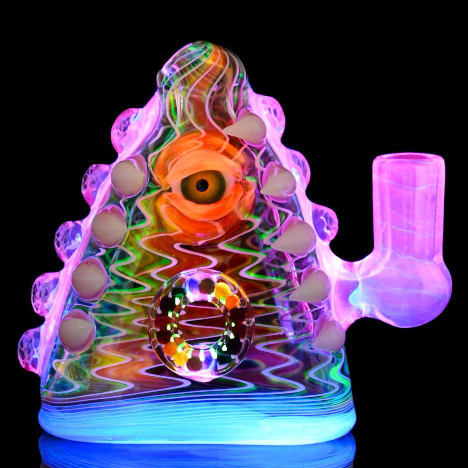 Karma x SALT | UV Eyepod 1